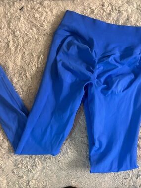 Bright Blue Scrunch Active Leggings
